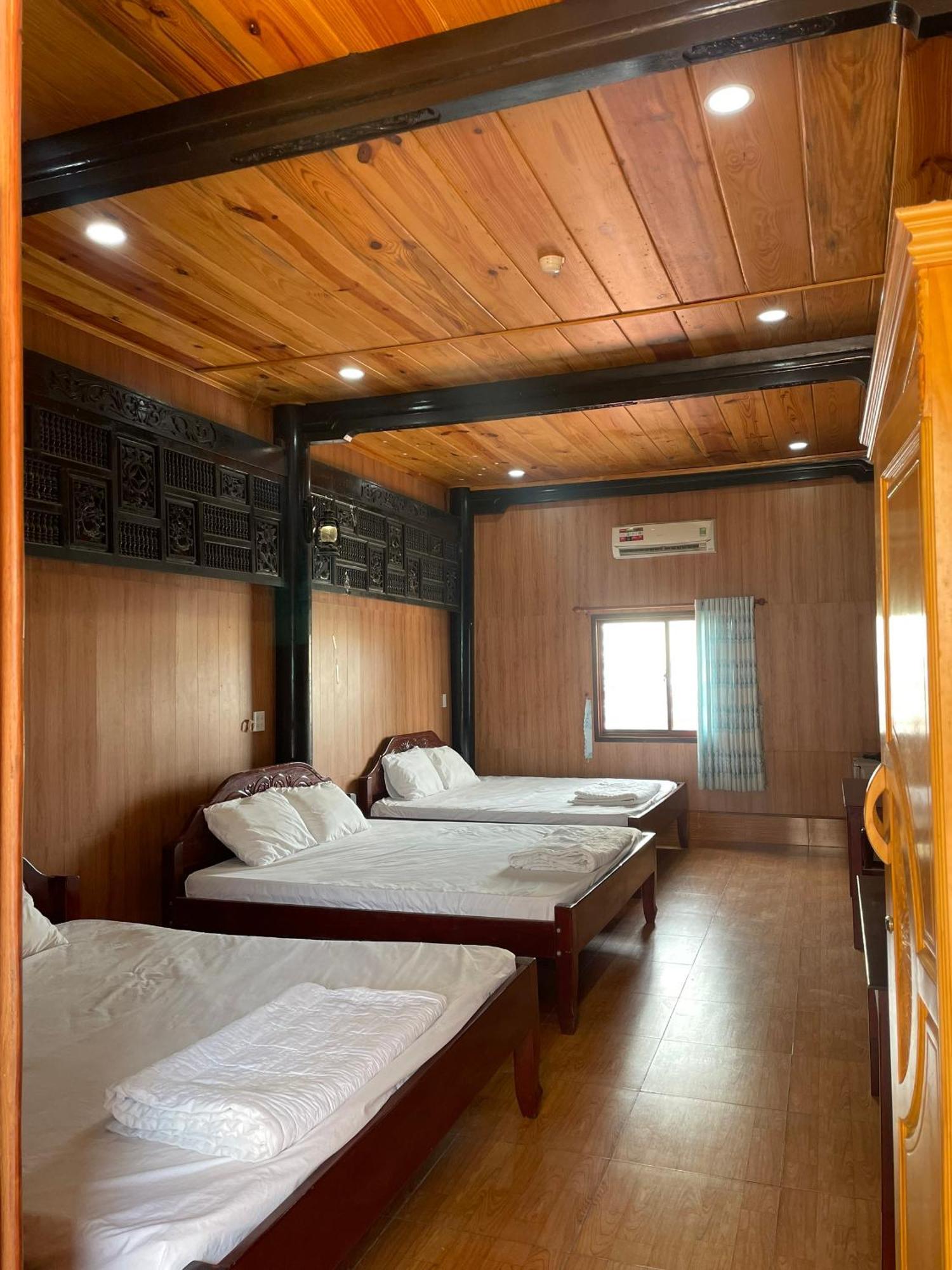 Khach San Huong Xua Hotel Ха Тени Екстериор снимка
