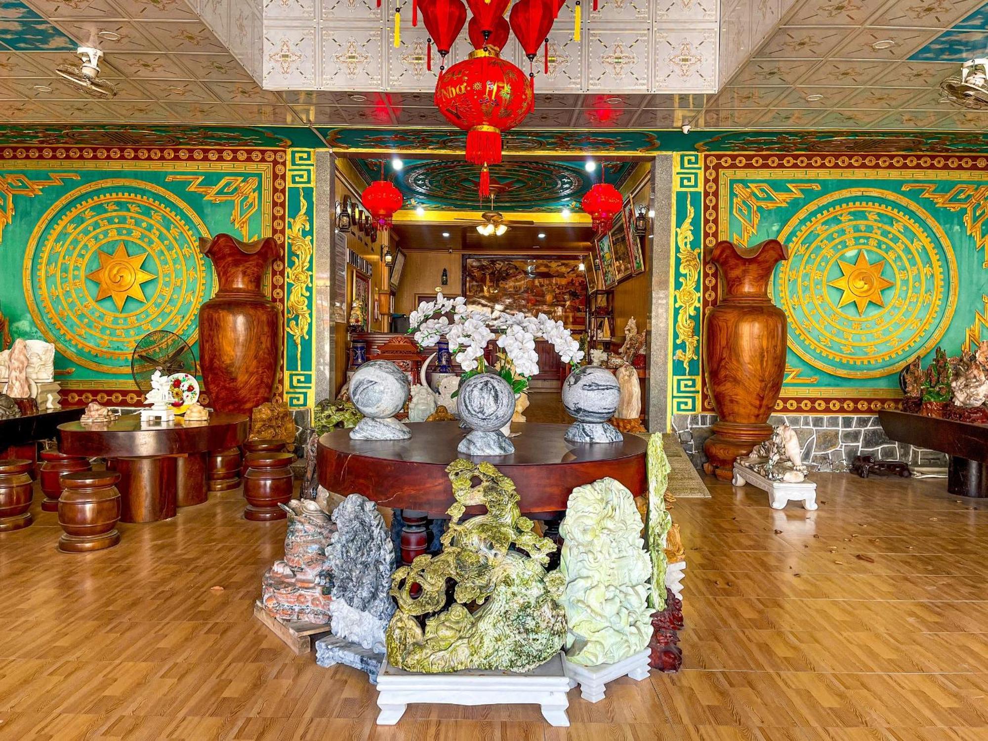 Khach San Huong Xua Hotel Ха Тени Екстериор снимка